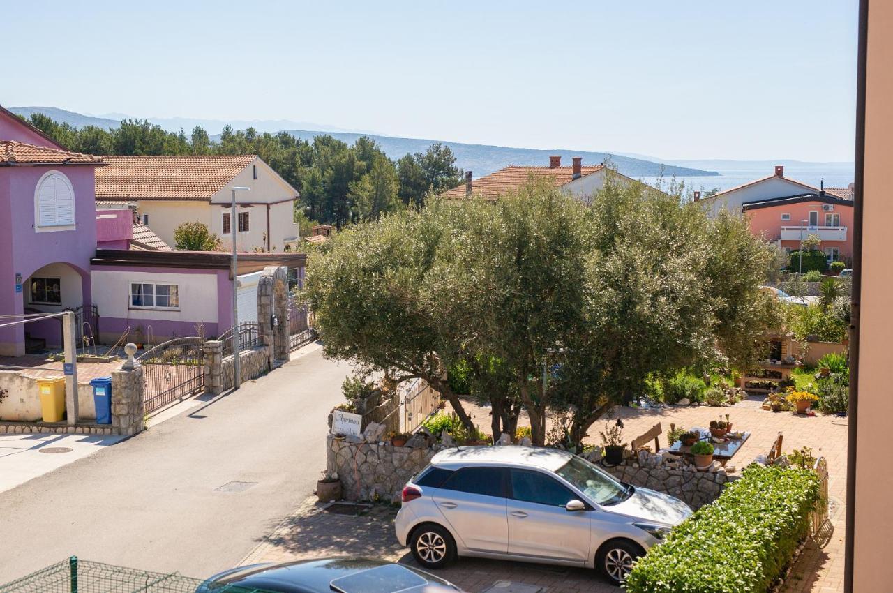 Studio Apartment Vesna Krk Town Exterior foto